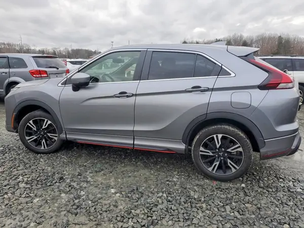 JA4ATWAA5PZ000971 2023 MITSUBISHI ECLIPSE CROSS - Image 2