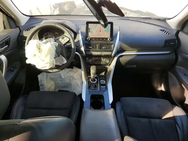 JA4ATWAA5PZ001358 2023 MITSUBISHI ECLIPSE CROSS - Image 8