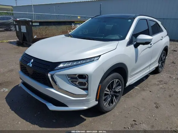 JA4ATWAA5PZ052942 2023 MITSUBISHI ECLIPSE CROSS - Image 2