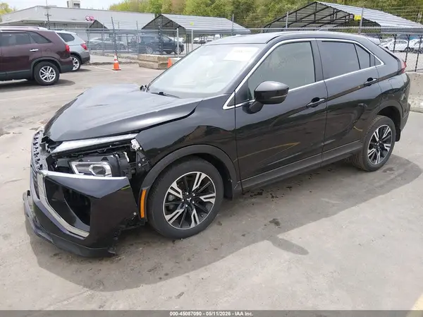 JA4ATWAA5RZ002383 2024 MITSUBISHI ECLIPSE CROSS - Image 2