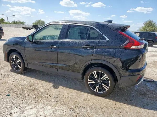 JA4ATWAA5SZ004978 2025 MITSUBISHI ECLIPSE CROSS - Image 2