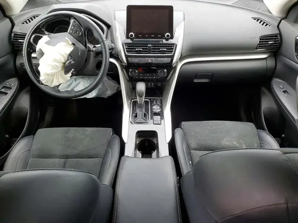 JA4ATWAA5SZ006472 2025 MITSUBISHI ECLIPSE CROSS - Image 8