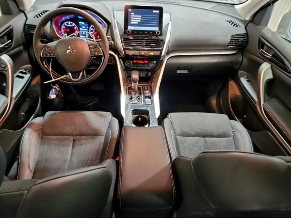 JA4ATWAA5SZ045627 2025 MITSUBISHI ECLIPSE CROSS - Image 8