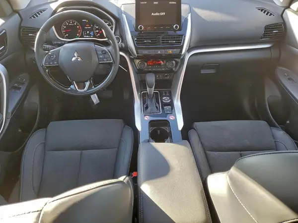 JA4ATWAA5TZ002570 2026 MITSUBISHI ECLIPSE CROSS - Image 8