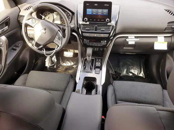 JA4ATWAA5TZ002794 2026 MITSUBISHI ECLIPSE CROSS - Image 8