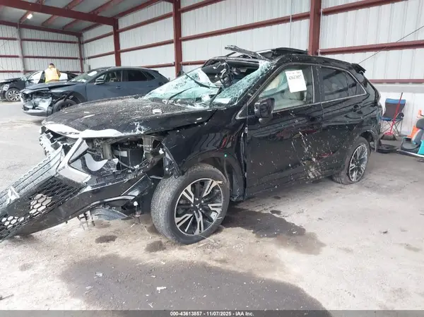 JA4ATWAA6PZ001630 2023 MITSUBISHI ECLIPSE CROSS - Image 2