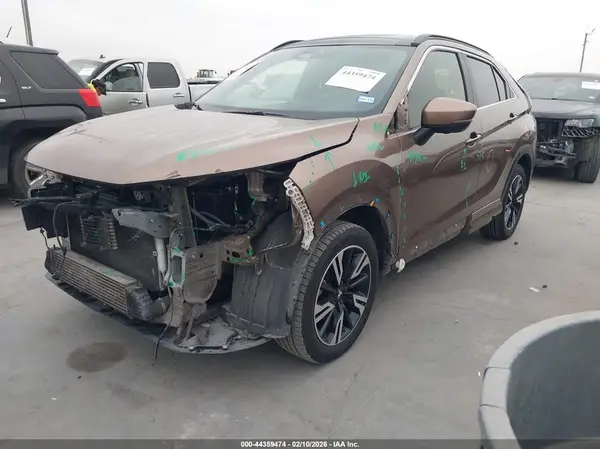 JA4ATWAA6PZ005452 2023 MITSUBISHI ECLIPSE CROSS - Image 2