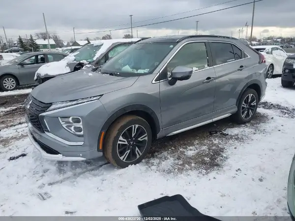 JA4ATWAA6PZ052223 2023 MITSUBISHI ECLIPSE CROSS - Image 2