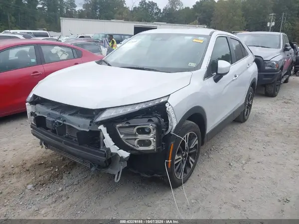 JA4ATWAA6RZ041886 2024 MITSUBISHI ECLIPSE CROSS - Image 2