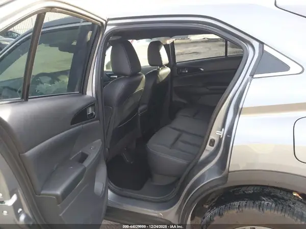 JA4ATWAA6SZ006027 2025 MITSUBISHI ECLIPSE CROSS - Image 8