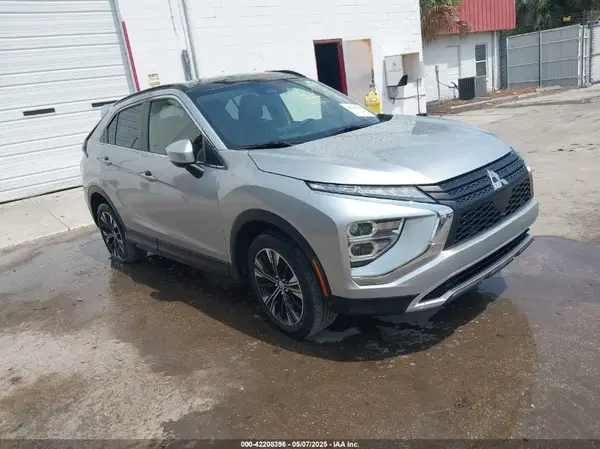JA4ATWAA7NZ001228 2022 MITSUBISHI ECLIPSE CROSS - Image 1