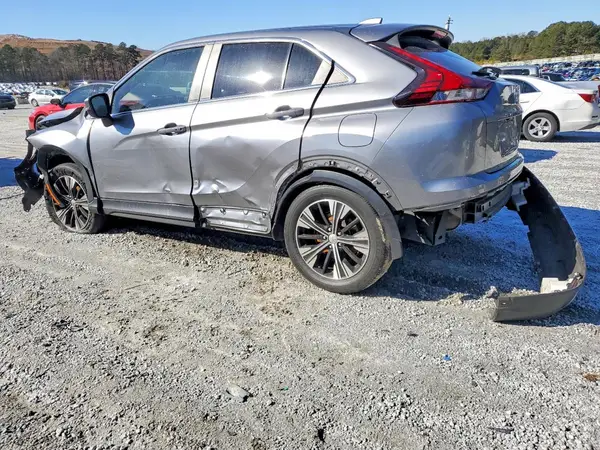 JA4ATWAA7NZ004677 2022 MITSUBISHI ECLIPSE CROSS - Image 2