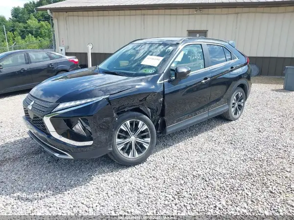 JA4ATWAA7NZ046184 2022 MITSUBISHI ECLIPSE CROSS - Image 2
