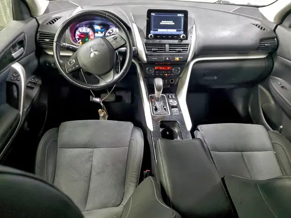 JA4ATWAA7PZ001393 2023 MITSUBISHI ECLIPSE CROSS - Image 8