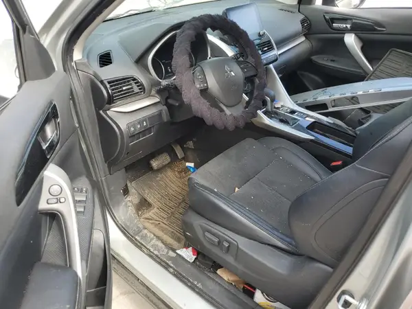 JA4ATWAA7PZ002432 2023 MITSUBISHI ECLIPSE CROSS - Image 8
