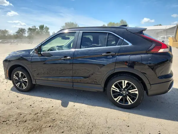JA4ATWAA7PZ005606 2023 MITSUBISHI ECLIPSE CROSS - Image 2
