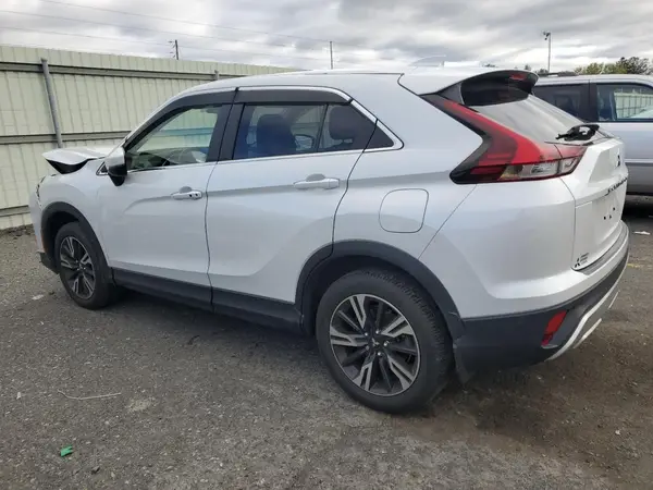 JA4ATWAA7PZ005928 2023 MITSUBISHI ECLIPSE CROSS - Image 2