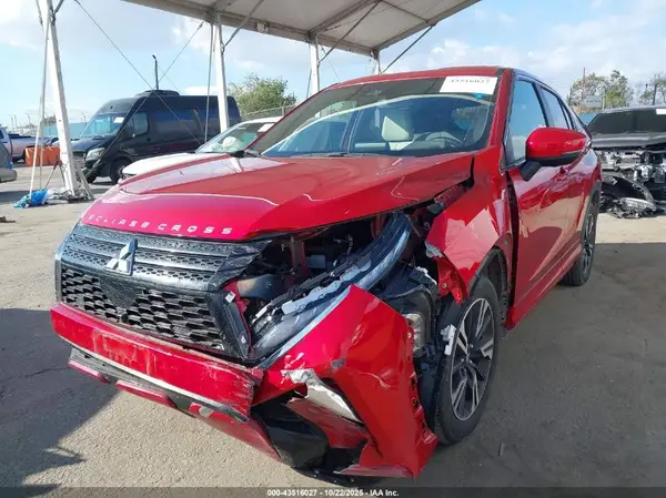 JA4ATWAA7PZ047161 2023 MITSUBISHI ECLIPSE CROSS - Image 2