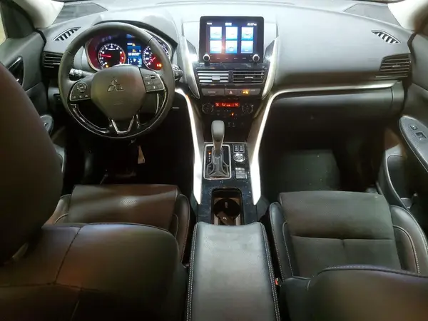 JA4ATWAA7RZ060723 2024 MITSUBISHI ECLIPSE CROSS - Image 8