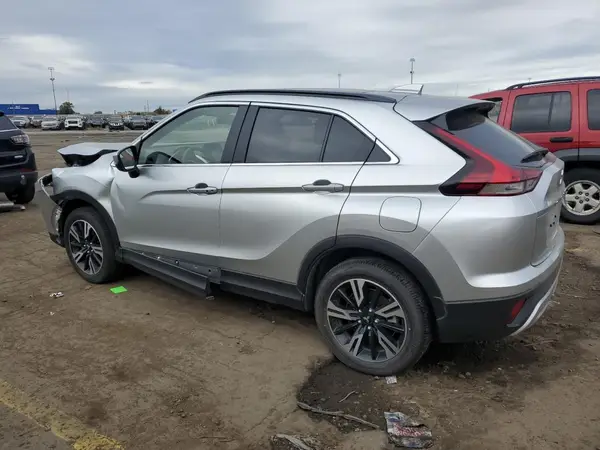 JA4ATWAA7SZ011379 2025 MITSUBISHI ECLIPSE CROSS - Image 2