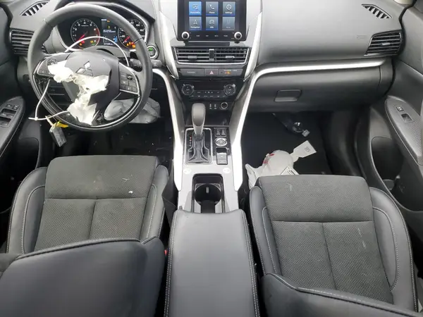 JA4ATWAA7SZ011379 2025 MITSUBISHI ECLIPSE CROSS - Image 8