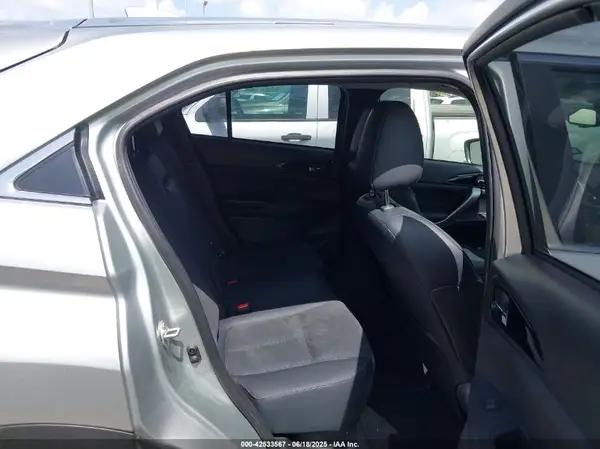 JA4ATWAA7SZ012449 2025 MITSUBISHI ECLIPSE CROSS - Image 8