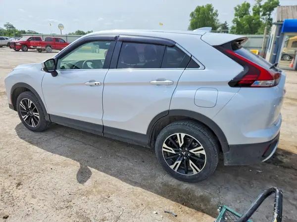 JA4ATWAA7SZ046195 2025 MITSUBISHI ECLIPSE CROSS - Image 2
