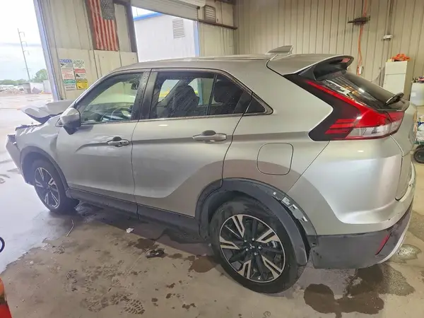 JA4ATWAA7TZ013716 2026 MITSUBISHI ECLIPSE CROSS - Image 2