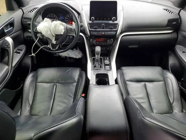 JA4ATWAA8NZ001657 2022 MITSUBISHI ECLIPSE CROSS - Image 8