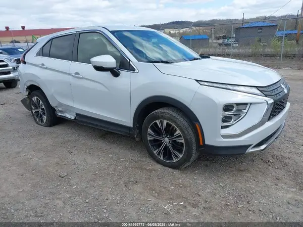 JA4ATWAA8NZ003912 2022 MITSUBISHI ECLIPSE CROSS - Image 1