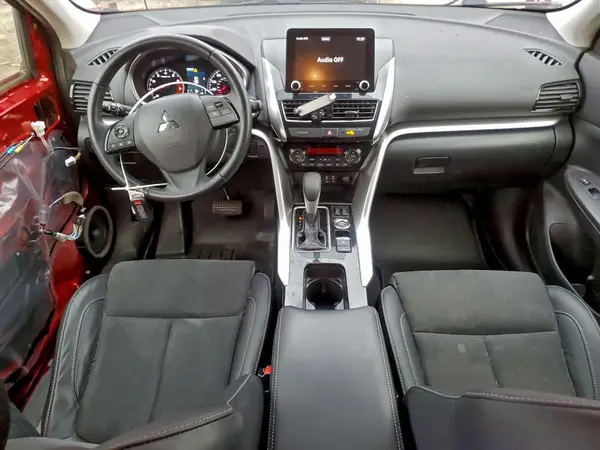 JA4ATWAA8NZ018281 2022 MITSUBISHI ECLIPSE CROSS - Image 8