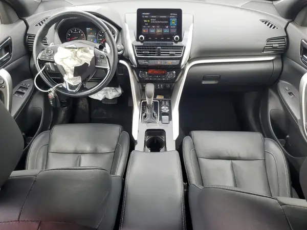 JA4ATWAA8NZ066752 2022 MITSUBISHI ECLIPSE CROSS - Image 8