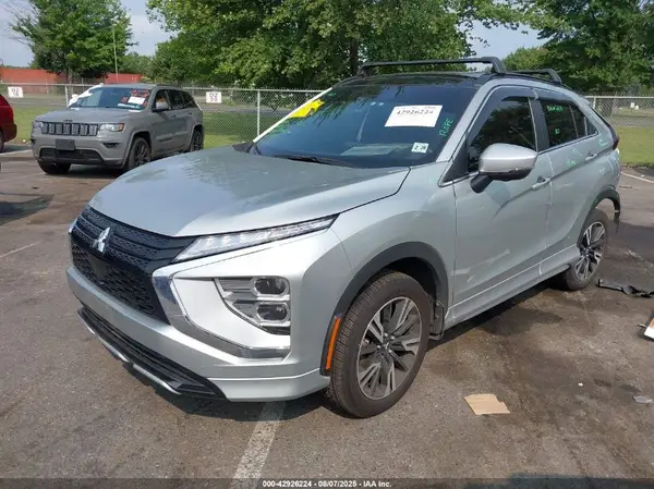 JA4ATWAA8PZ024990 2023 MITSUBISHI ECLIPSE CROSS - Image 2