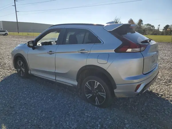 JA4ATWAA8PZ038274 2023 MITSUBISHI ECLIPSE CROSS - Image 2