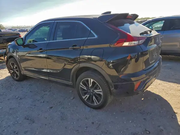 JA4ATWAA8RZ001048 2024 MITSUBISHI ECLIPSE CROSS - Image 2