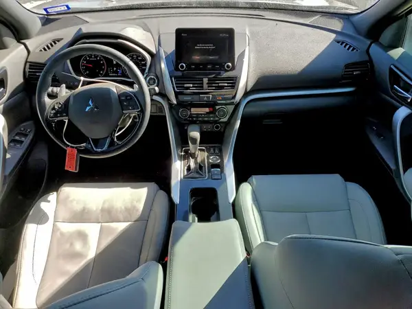 JA4ATWAA8RZ001048 2024 MITSUBISHI ECLIPSE CROSS - Image 8