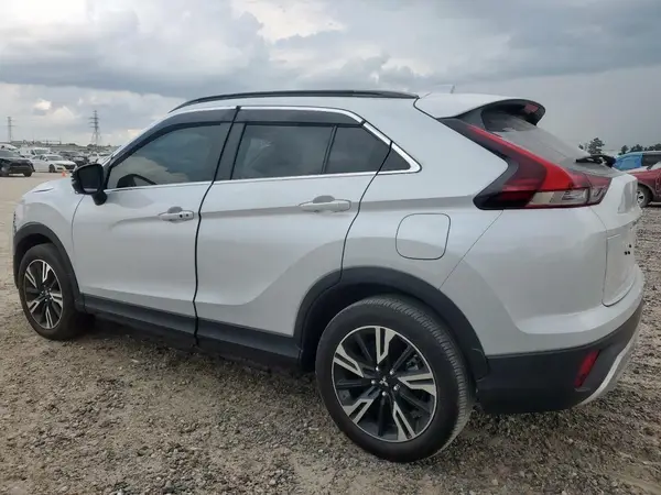 JA4ATWAA8RZ001681 2024 MITSUBISHI ECLIPSE CROSS - Image 2