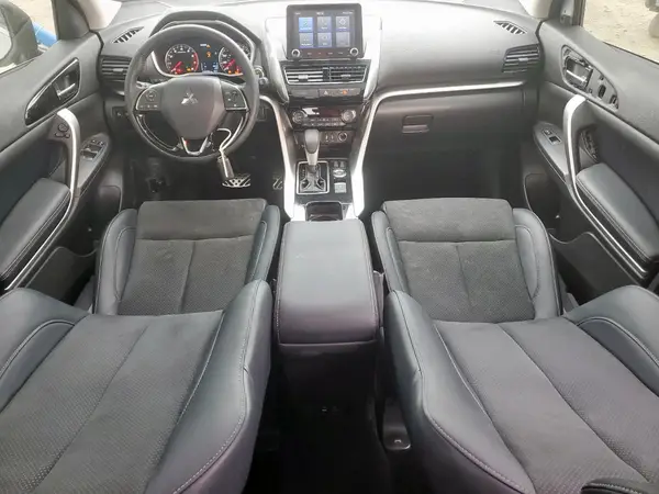 JA4ATWAA8RZ001681 2024 MITSUBISHI ECLIPSE CROSS - Image 8