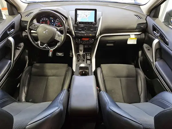 JA4ATWAA8RZ004404 2024 MITSUBISHI ECLIPSE CROSS - Image 8