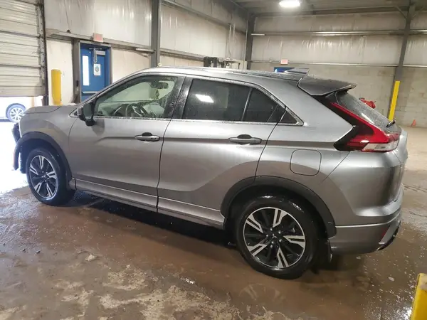 JA4ATWAA8RZ045602 2024 MITSUBISHI ECLIPSE CROSS - Image 2