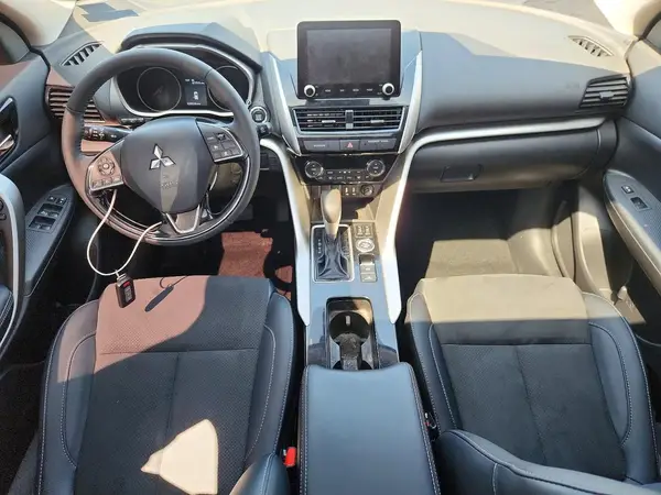 JA4ATWAA8RZ063114 2024 MITSUBISHI ECLIPSE CROSS - Image 8