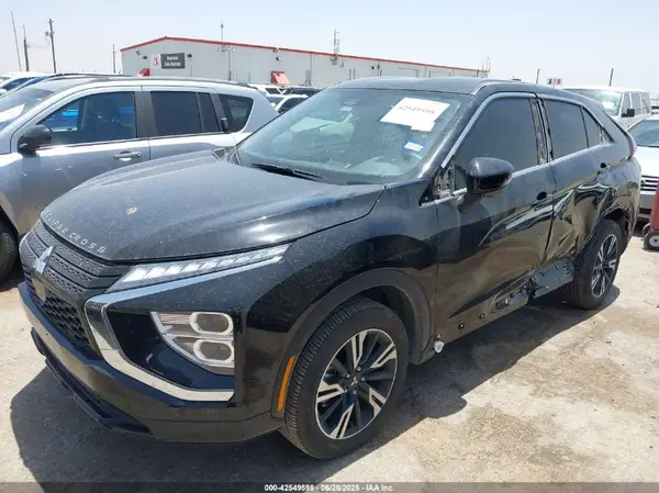 JA4ATWAA8RZ073688 2024 MITSUBISHI ECLIPSE CROSS - Image 2