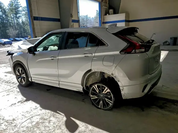 JA4ATWAA8RZ075845 2024 MITSUBISHI ECLIPSE CROSS - Image 2