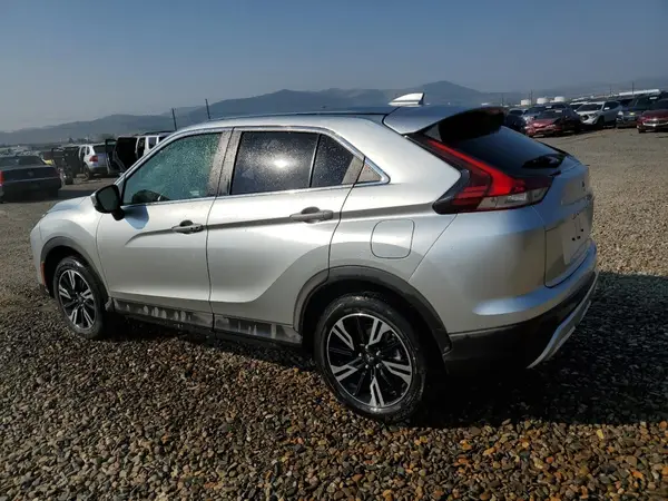 JA4ATWAA8SZ004604 2025 MITSUBISHI ECLIPSE CROSS - Image 2