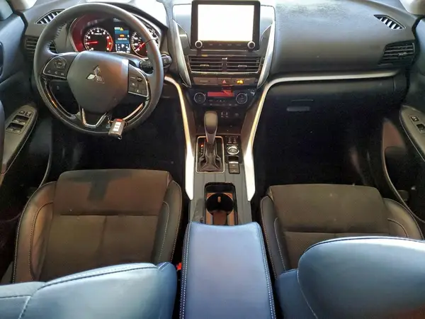 JA4ATWAA8SZ032743 2025 MITSUBISHI ECLIPSE CROSS - Image 8