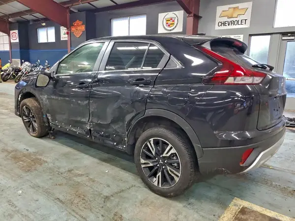 JA4ATWAA8SZ034766 2025 MITSUBISHI ECLIPSE CROSS - Image 2