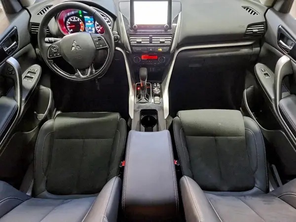 JA4ATWAA8SZ035075 2025 MITSUBISHI ECLIPSE CROSS - Image 8