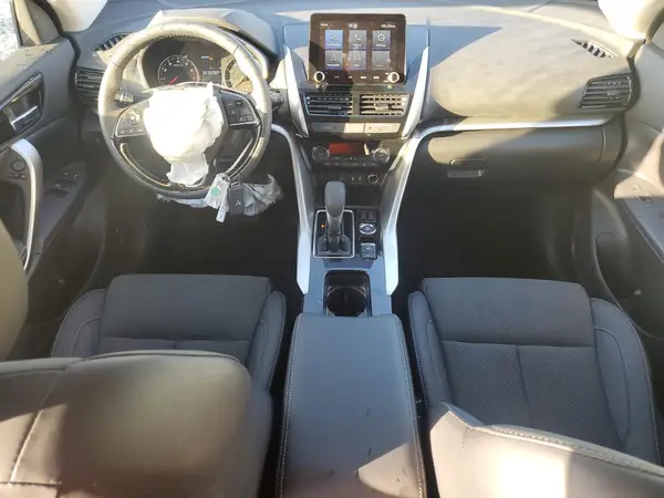 JA4ATWAA8SZ045041 2025 MITSUBISHI ECLIPSE CROSS - Image 8