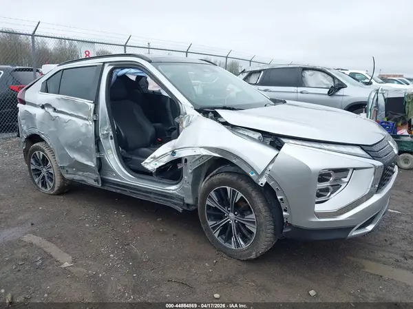JA4ATWAA9NZ000811 2022 MITSUBISHI ECLIPSE CROSS - Image 1