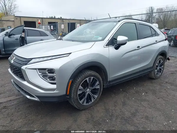 JA4ATWAA9NZ000811 2022 MITSUBISHI ECLIPSE CROSS - Image 2